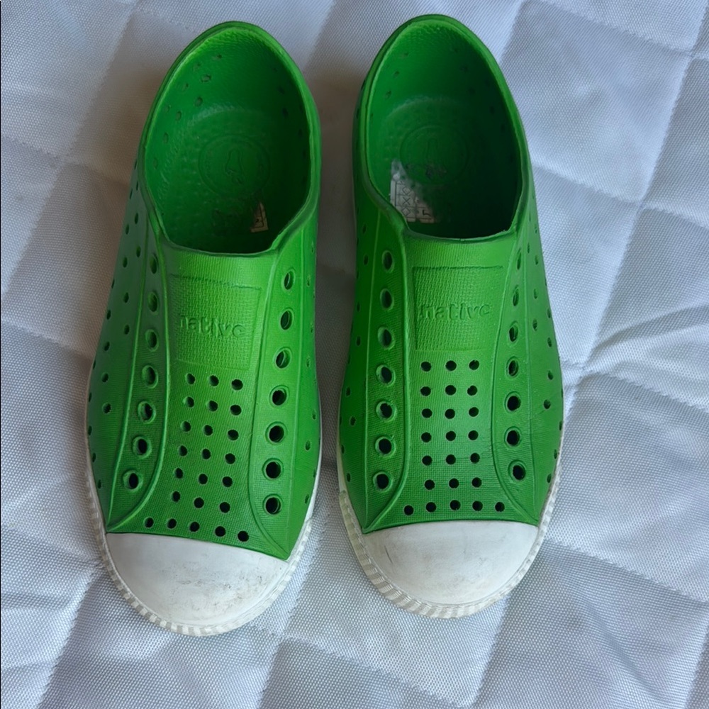 Native Green and White Water Shoes with Ventilation gently worn only a few times